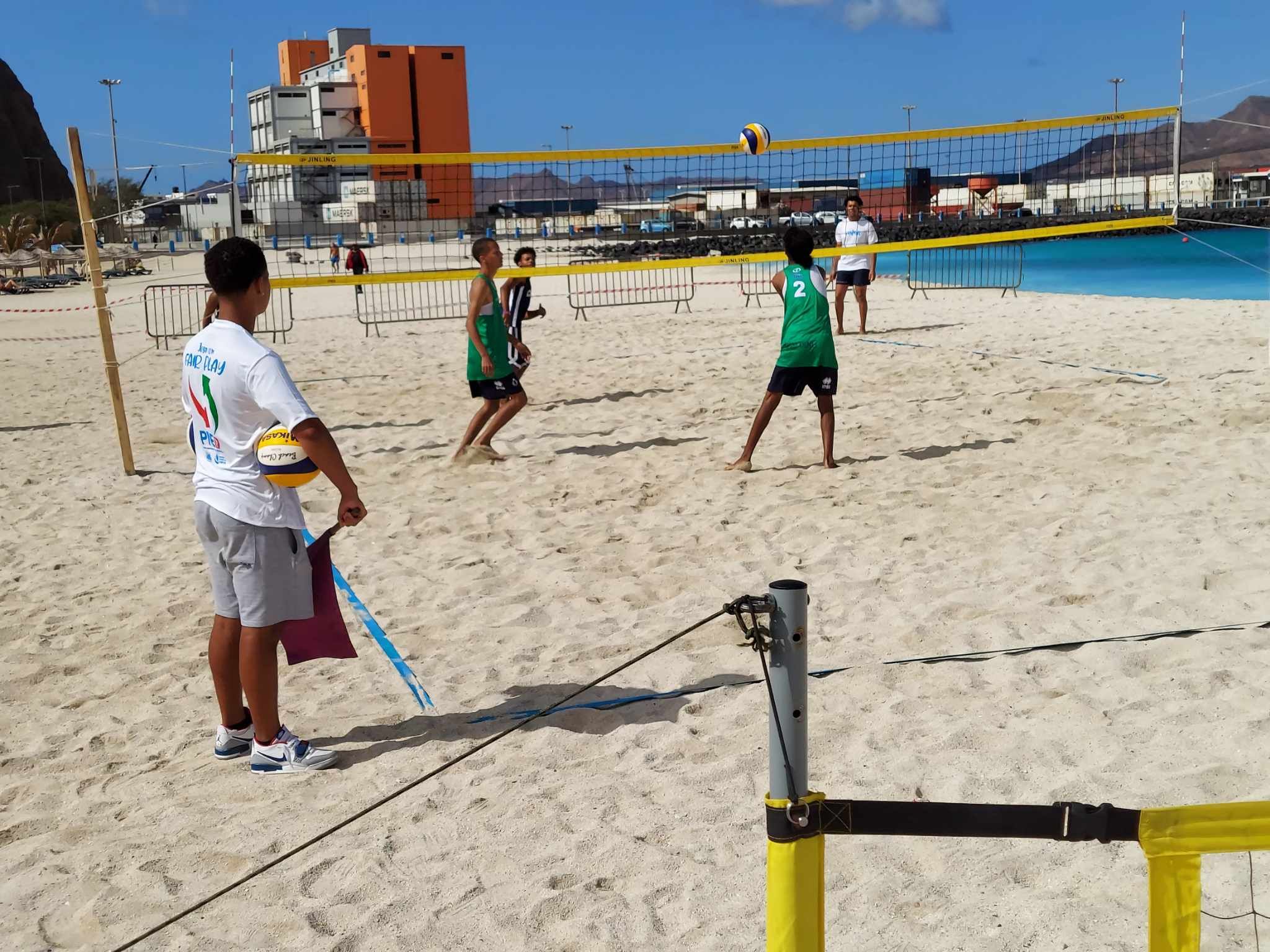 Aopriavoleibol hoje 2.jpg