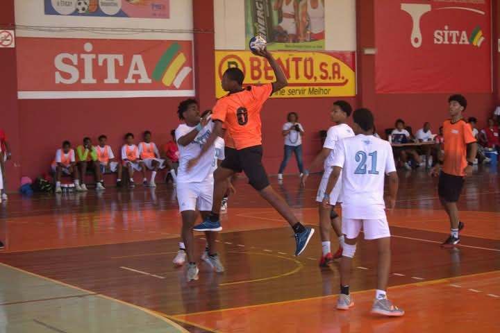 aescola abilio durate andebol 2.jpg