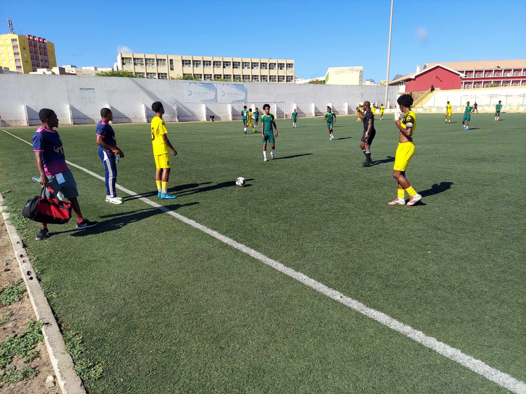 anacional futebol 17 hoje  escola vitoria 3.jpg