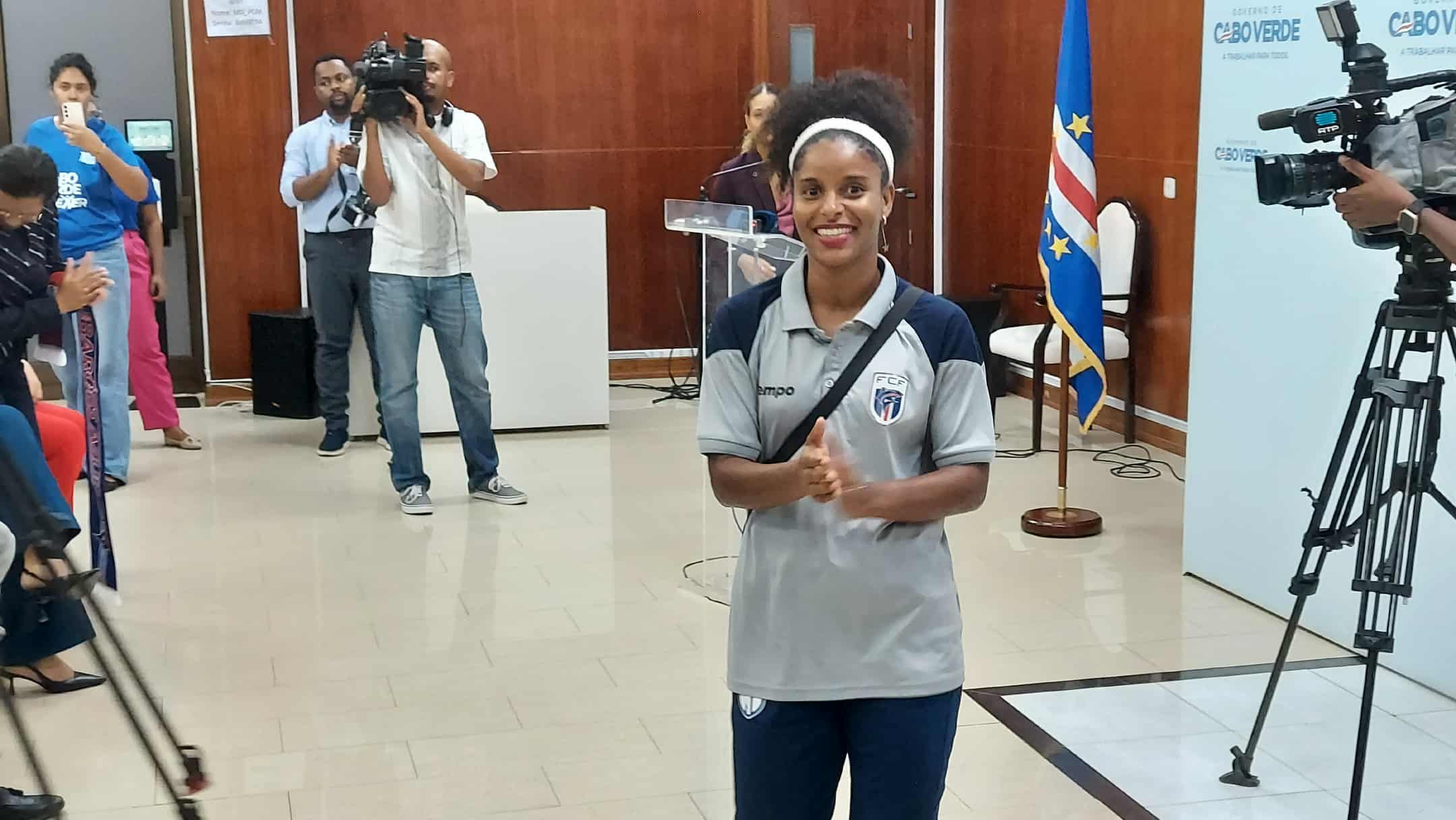 receçao pm seleçao feminina 3 capita varzenia.jpeg