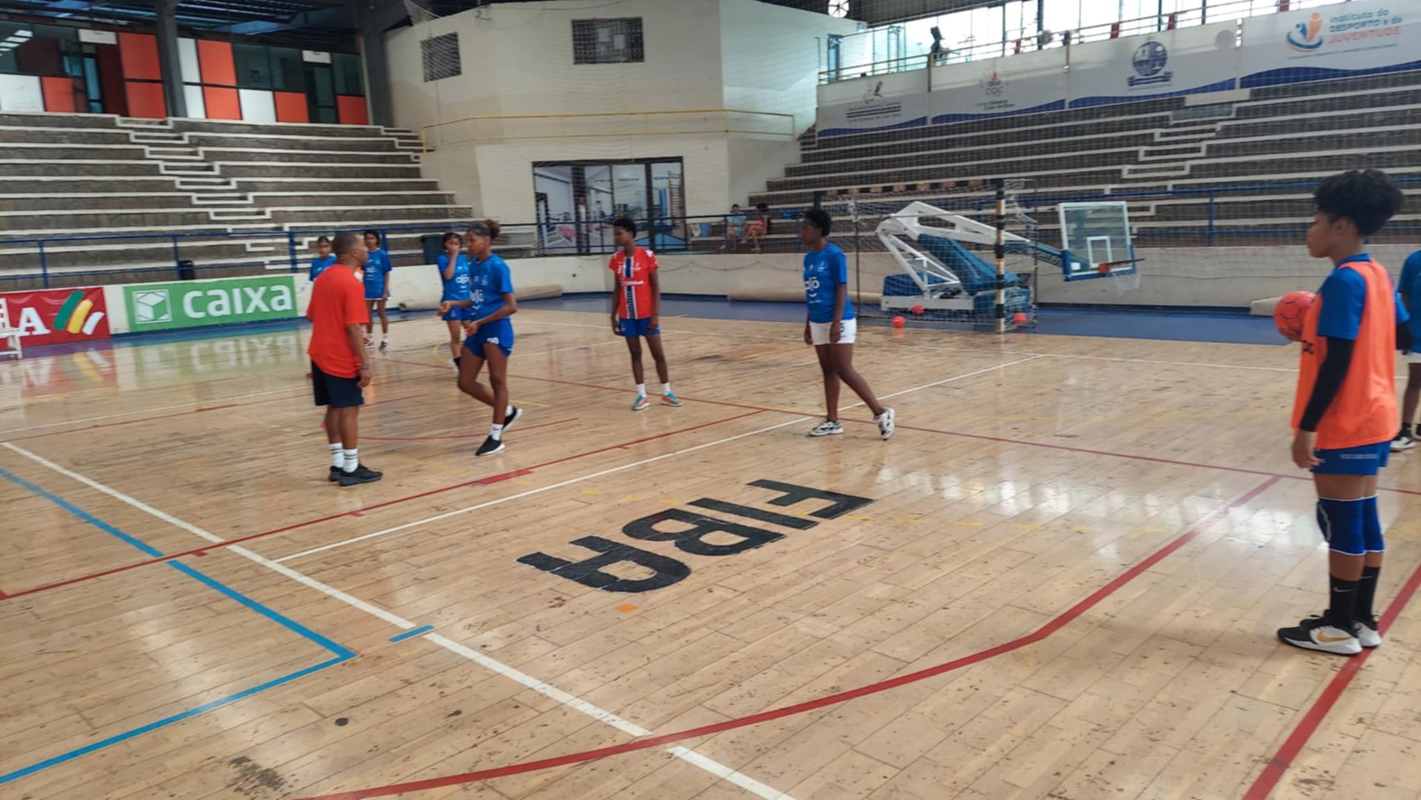 selecao andebol sub 16.jpeg